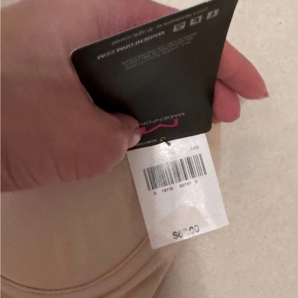 Maidenform Light Beige Shapewear Slip - Picture 2 of 4